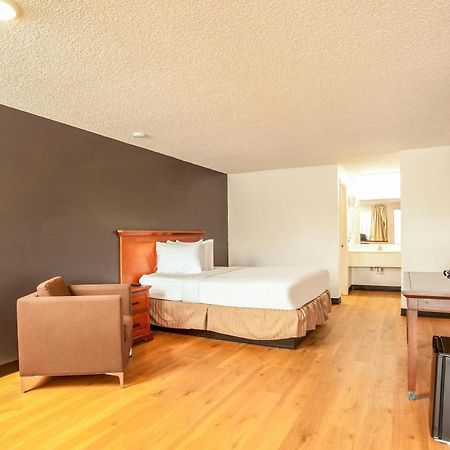 Oyo Hotel Сентрейлія Екстер'єр фото